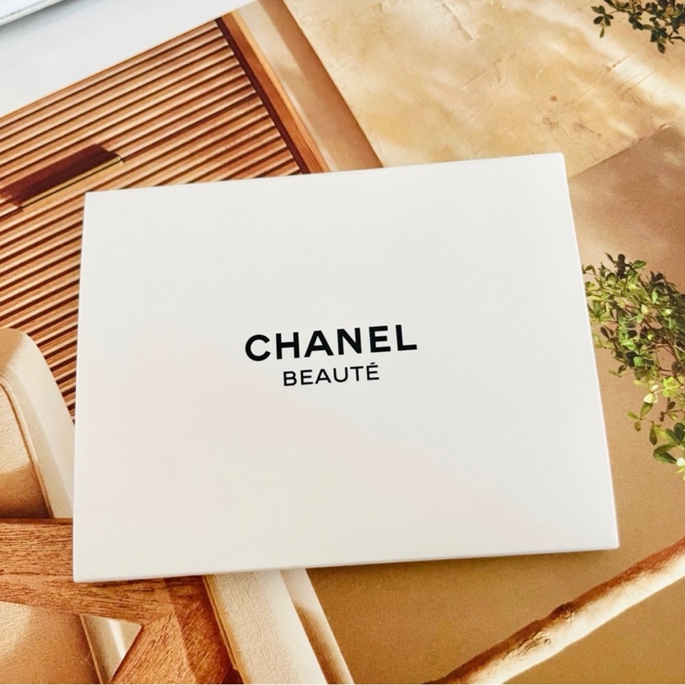 Authentic Chanel Hair Pin Set‎ Limited Edition - Picture 4 of 4